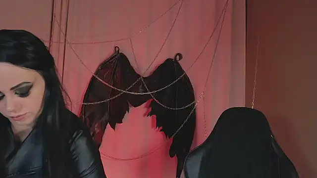 Jolie Orchid online show from 10/31/25, 12:17