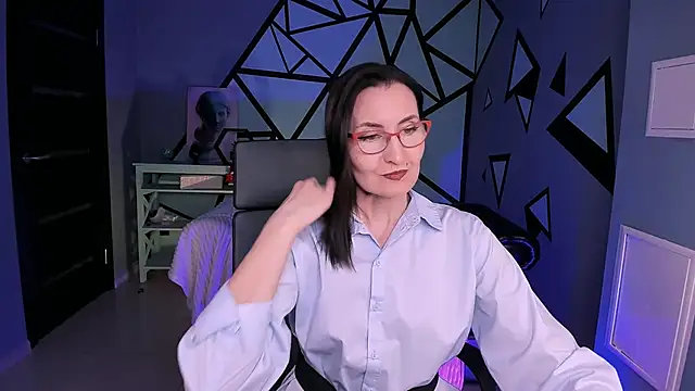 Snapshot of UnaTerra chatting on 01/10/26, 09:22 UnaTerra online show from 01/10/26, 09:22