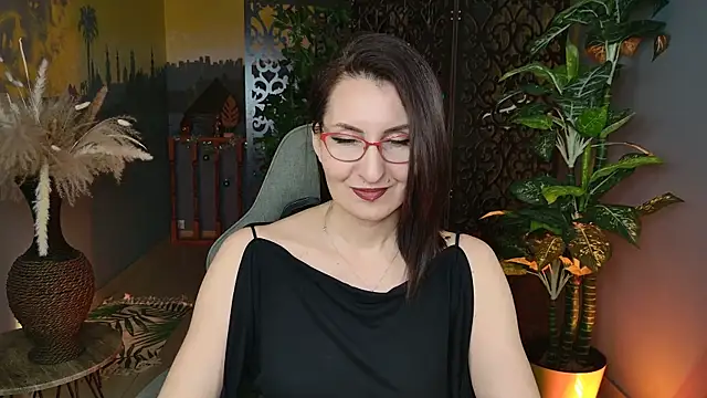 Snapshot of UnaTerra chatting on 01/17/26, 09:36 UnaTerra online show from 01/17/26, 09:36