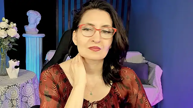 Snapshot of UnaTerra chatting on 01/19/26, 09:24 UnaTerra online show from 01/19/26, 09:24