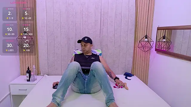 Kity spiderr online show from 10/31/25, 12:50