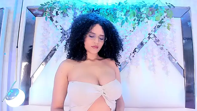 Lilithadams1 online show from 02/12/26, 02:56