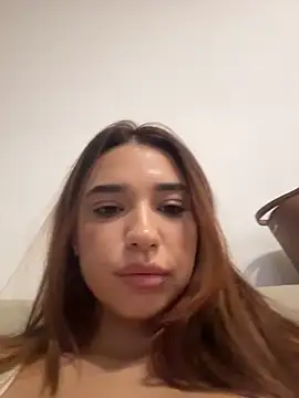 ItalianGirl online show from 11/30/25, 11:20