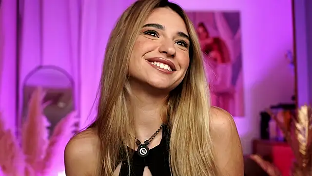 ItalianGirl online show from 05/04/26, 06:48
