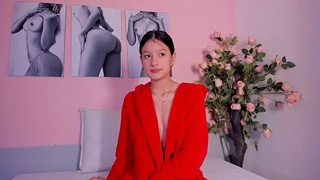 Snapshot of Stefany_gonzales_ chatting on 10/20/25, 11:43 Stefany gonzales online show from 10/20/25, 11:43