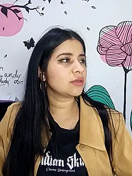 Snapshot of ValerieLove_ chatting on 10/06/25, 07:22 ValerieLove online show from 10/06/25, 07:22