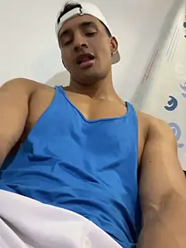 Snapshot of Smith_Fitness chatting on 02/21/26, 05:58 Smith Fitness online show from 02/21/26, 05:58
