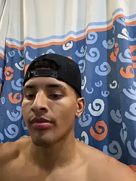 Snapshot of Smith_Fitness chatting on 04/10/26, 01:05 Smith Fitness online show from 04/10/26, 01:05