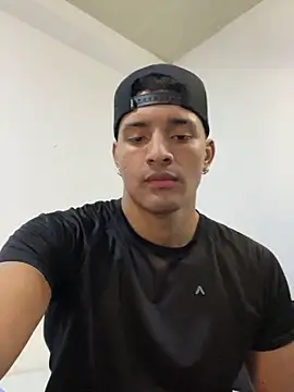 Snapshot of Smith_Fitness chatting on 04/27/26, 02:04 Smith Fitness online show from 04/27/26, 02:04