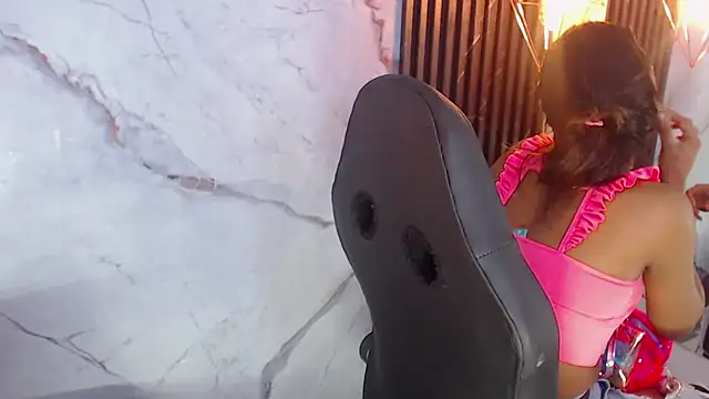 Penelopee Rouse online show from 04/09/26, 07:08