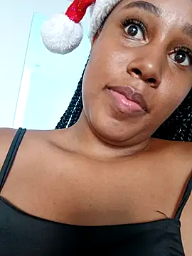 Snapshot of MoniqueMulberry chatting on 12/04/25, 07:11 MoniqueMulberry online show from 12/04/25, 07:11