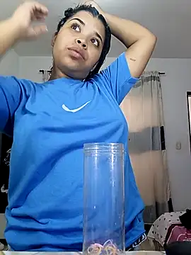 Snapshot of MadissonRizz chatting on 09/25/25, 05:05 MadissonRizz online show from 09/25/25, 05:05