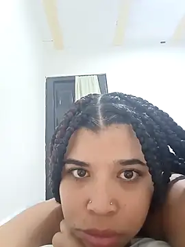 Snapshot of MadissonRizz chatting on 09/28/25, 10:37 MadissonRizz online show from 09/28/25, 10:37