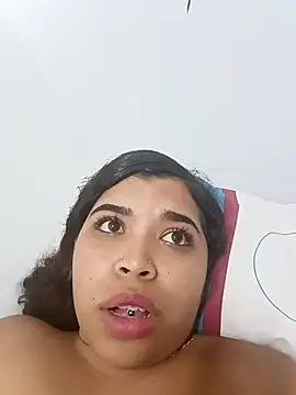 Snapshot of MadissonRizz chatting on 10/12/25, 08:46 MadissonRizz online show from 10/12/25, 08:46