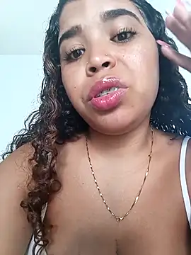 Snapshot of MadissonRizz chatting on 10/21/25, 08:09 MadissonRizz online show from 10/21/25, 08:09