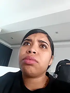 Snapshot of MadissonRizz chatting on 11/04/25, 07:35 MadissonRizz online show from 11/04/25, 07:35