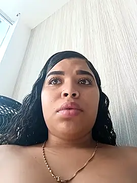 Snapshot of MadissonRizz chatting on 11/08/25, 07:12 MadissonRizz online show from 11/08/25, 07:12