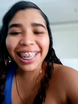 Snapshot of MadissonRizz chatting on 11/12/25, 07:13 MadissonRizz online show from 11/12/25, 07:13