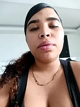 Snapshot of MadissonRizz chatting on 11/29/25, 07:28 MadissonRizz online show from 11/29/25, 07:28