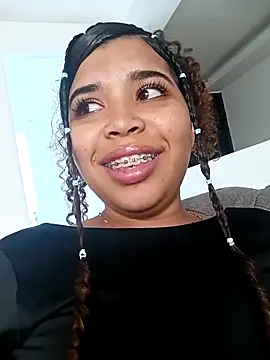 Snapshot of MadissonRizz chatting on 12/02/25, 07:31 MadissonRizz online show from 12/02/25, 07:31