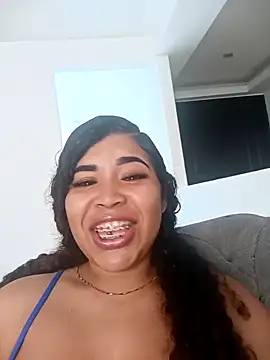 Snapshot of MadissonRizz chatting on 12/05/25, 07:43 MadissonRizz online show from 12/05/25, 07:43