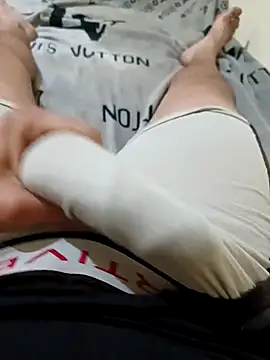 anis3g4 online show from 09/23/25, 02:42