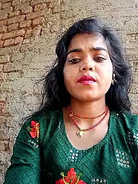 Yatiksha Beby online show from 04/02/26, 03:37