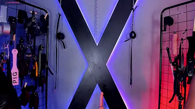 MissAlix Miah bdsm online show from 01/11/26, 02:38