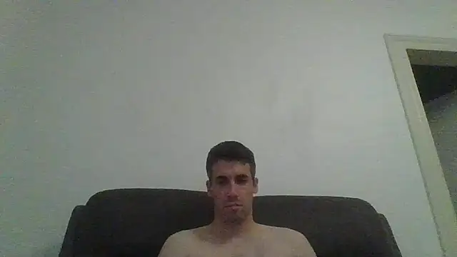 JulioIsHere4you online show from 09/21/25, 03:57