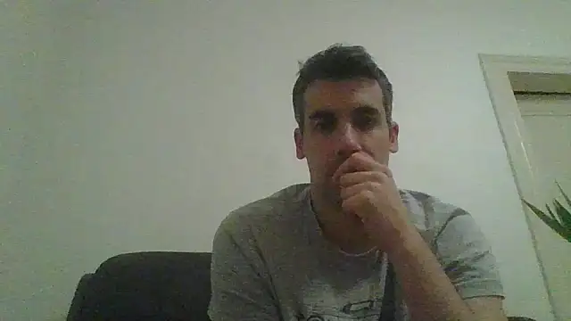 JulioIsHere4you online show from 11/13/25, 01:59