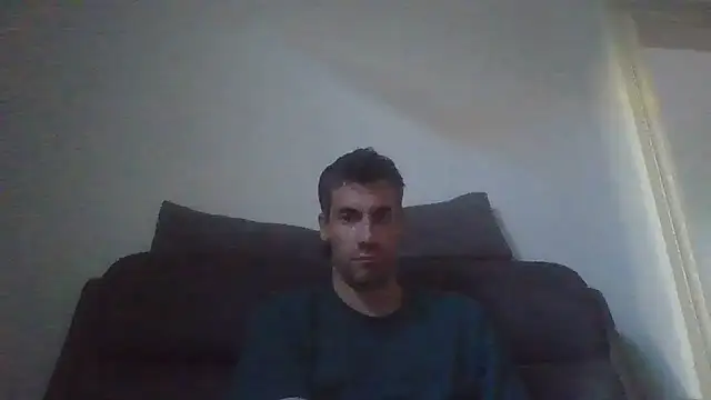JulioIsHere4you online show from 05/23/26, 04:50