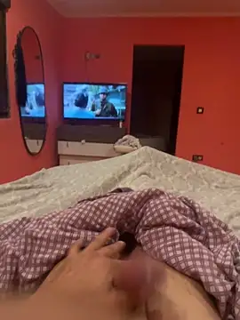 Snapshot of ruberofre chatting on 09/14/25, 06:01 ruberofre online show from 09/14/25, 06:01