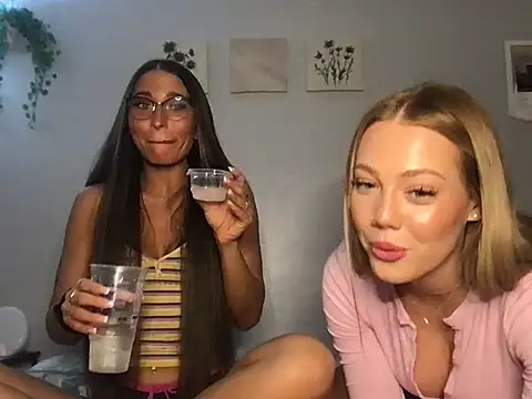 MichelleXClarice online show from 10/15/25, 02:33