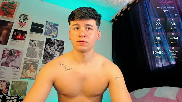 Snapshot of Gingertwink_n chatting on 11/23/25, 02:17 Gingertwink n online show from 11/23/25, 02:17