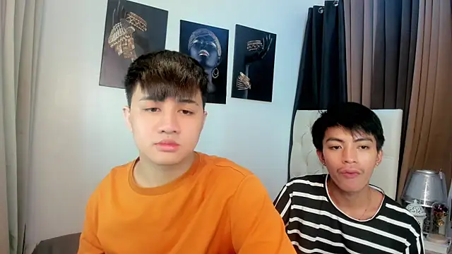 Snapshot of KentAivan chatting on 09/22/25, 06:21 KentAivan online show from 09/22/25, 06:21