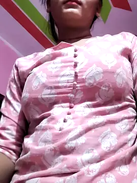 Janvi Jaitly online show from 04/19/26, 07:16