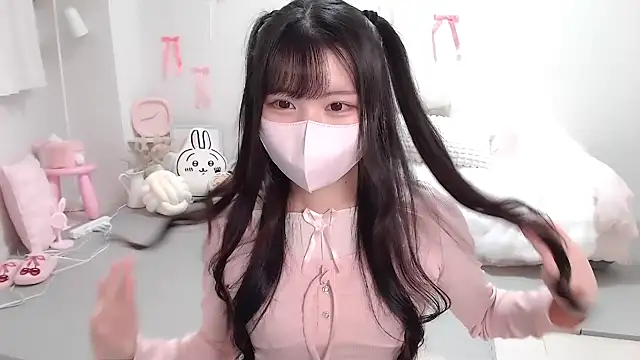 moka-neko online show from 11/29/25, 01:14