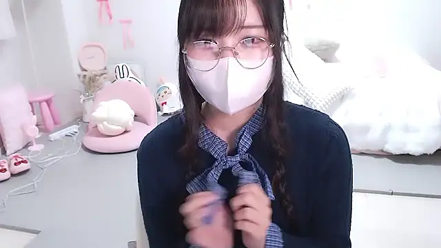 moka-neko online show from 12/05/25, 05:31