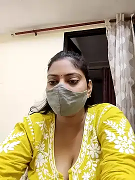 Snapshot of Kajal-baby07 chatting on 10/24/25, 02:57 Kajal-baby07 online show from 10/24/25, 02:57