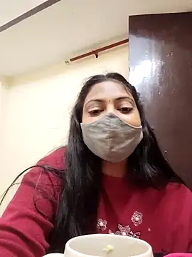 Snapshot of Kajal-baby07 chatting on 11/13/25, 05:12 Kajal-baby07 online show from 11/13/25, 05:12