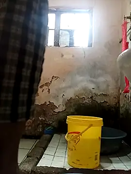 Snapshot of average_price chatting on 12/18/25, 04:18 average price online show from 12/18/25, 04:18