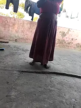 Snapshot of CUTE_BHABI_1 chatting on 11/26/25, 10:49 CUTE BHABI 1 online show from 11/26/25, 10:49