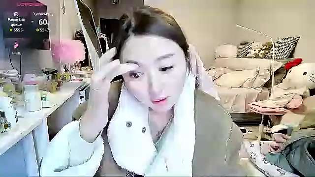 Diva VVN online show from 10/22/25, 11:59