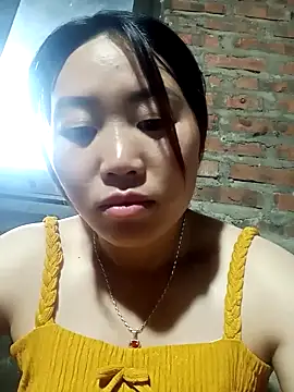 Snapshot of siki-00 chatting on 09/08/25, 11:48 siki-00 online show from 09/08/25, 11:48