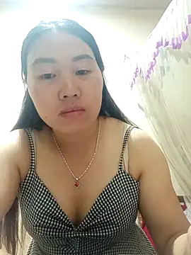 Snapshot of siki-00 chatting on 09/26/25, 02:10 siki-00 online show from 09/26/25, 02:10