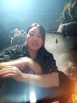 Snapshot of siki-00 chatting on 10/30/25, 01:01 siki-00 online show from 10/30/25, 01:01