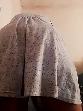 Snapshot of lindurabella chatting on 09/21/25, 06:09 lindurabella online show from 09/21/25, 06:09