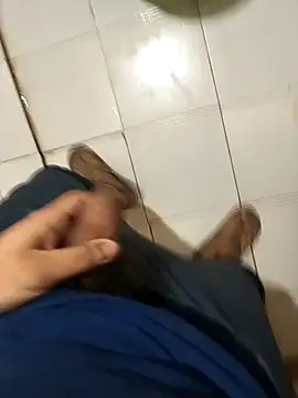 Snapshot of indian_danny chatting on 09/14/25, 09:25 indian danny online show from 09/14/25, 09:25