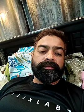 Snapshot of demon_royal chatting on 11/13/25, 03:00 demon royal online show from 11/13/25, 03:00