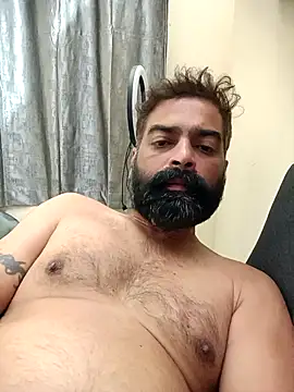 Snapshot of demon_royal chatting on 11/17/25, 04:24 demon royal online show from 11/17/25, 04:24